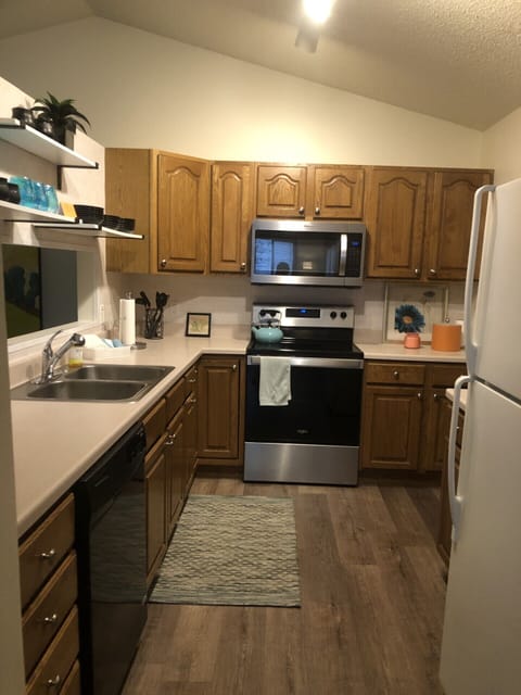 fully stocked kitchen 