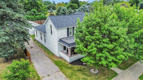 Aerial - Aerial showing driveway and north side of the home