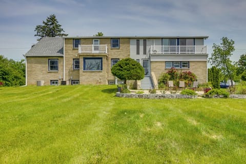 New Berlin Vacation Rental | 2BR | 1BA | 1,500 Sq Ft | 1 Step to Enter