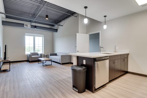 Kitchen | Washer & Dryer