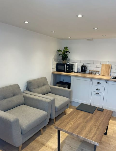 Living Room / Lounge