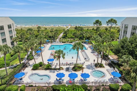 Community pool