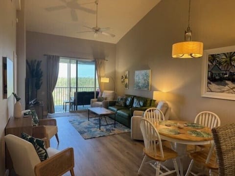 Cupp Dining-Living Room