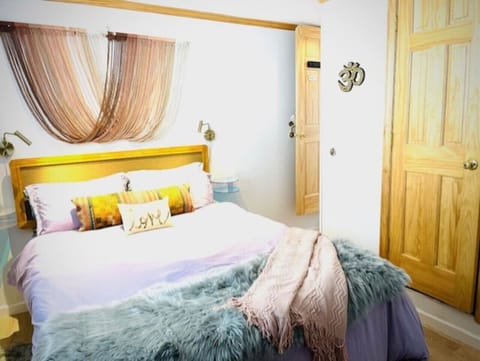 The design of the apartment was inspired by the yoga pose `bird of paradise`, which can be a plant also. You`ll notice it becomes evident in the zen setting.