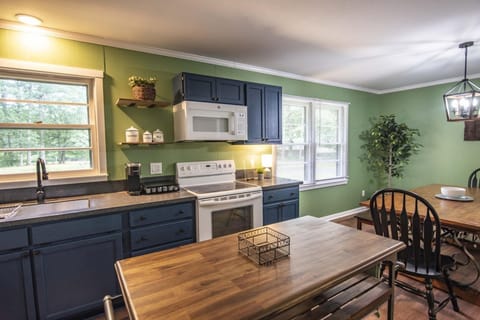 Whispering Woods Tracy City (2145)