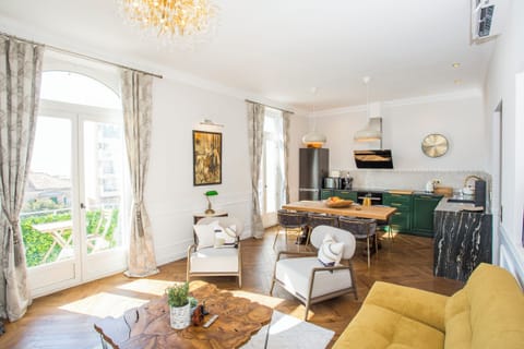 Open plan living room and kitchen