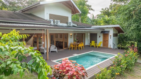 Swimming Pool And Terrace - Casa Luz de Luna