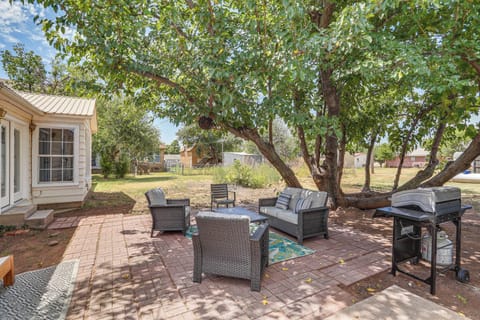Crowell Vacation Rental | 3BR | 1BA | 2,455 Sq Ft | 3 Steps to Enter