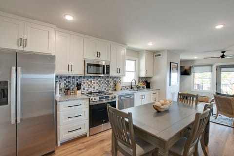 Dining Area with Room for Six