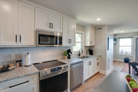 Fully Stocked Full Sized Kitchen