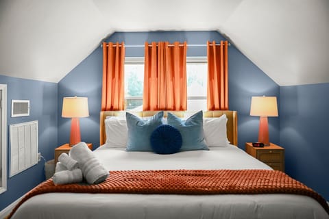 Colorful accents in the King guest suite lend feelings of an Oasis in the center of town.