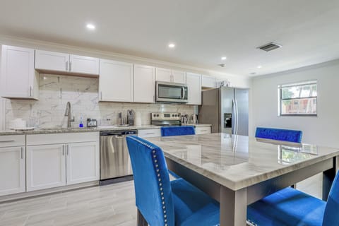 Dining Area | Free WiFi | Single-Story Unit
