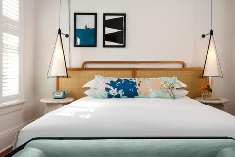 Unit with King bed. Exact unit will be assigned upon arrival. Views, colors, and decor may vary.