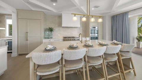 Kitchen - High Top Seating & Dining