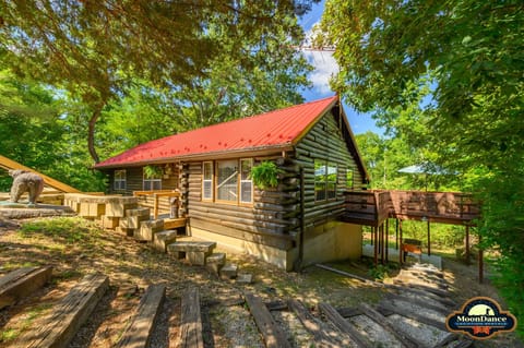 Welcome to Autumn Breeze Cabin