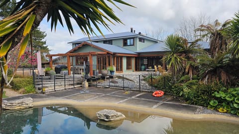 Pool and outdoor area