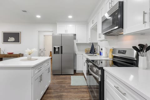 Modern elegance offering everything needed for a comfortable and convenient stay