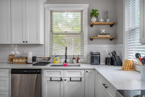 A spacious kitchen to cook your favorite meals
