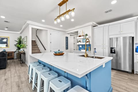 Large center island with bar seating for 6.