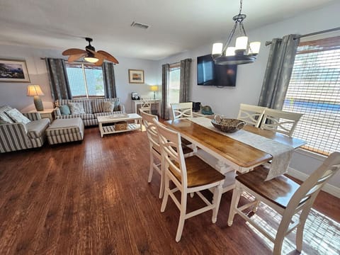 Open Concept Living & Dining