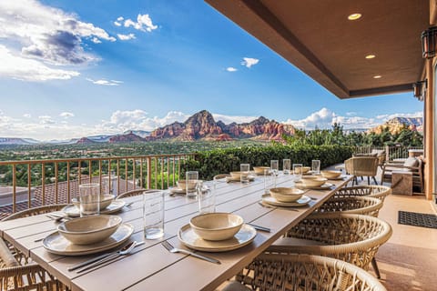 Welcome to Mingus! The Premier 8-Bedroom Vacation Rental in Sedona.