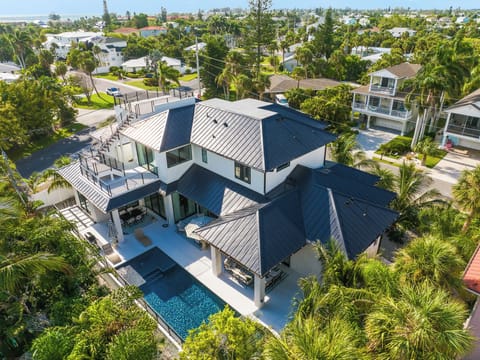 The Palace by Anna Maria Island Accommodations