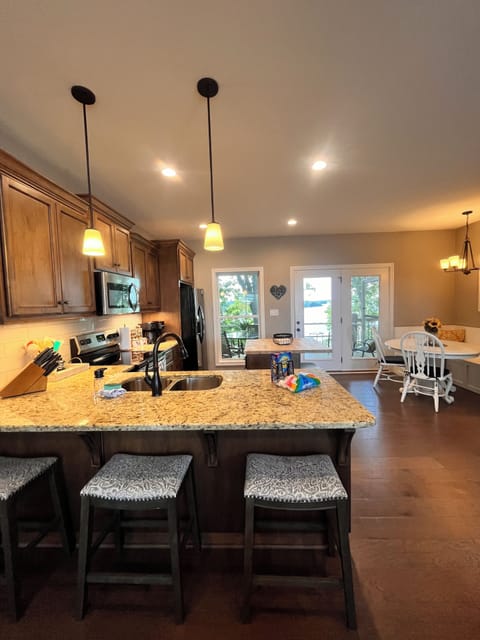 Eat-in Kitchen with seating for 8.