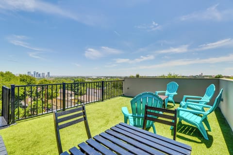 Austin Vacation Rental | 3BR | 2.5BA | 1,766 Sq Ft | Stairs Required