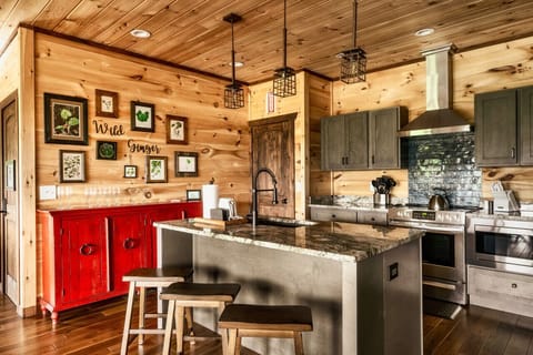 A fully stocked kitchen with everything you could need!