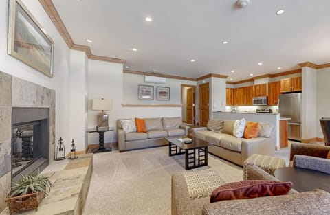 Lion Square Lodge at Lionshead Village