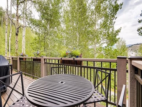 Beaver Creek Pines Lodge 3 Bedroom Townhome Balcony