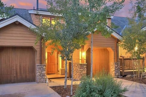 Elk Ridge Townhomes