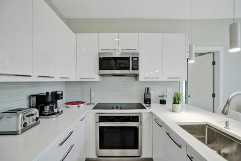 Kitchen Unit B (3)