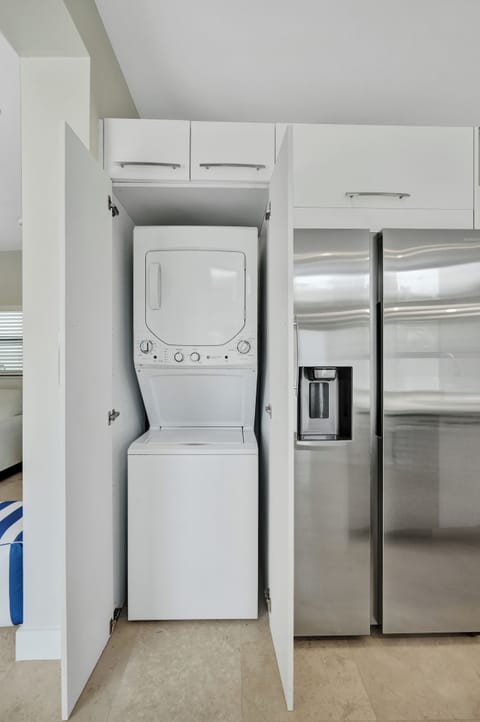 Laundry Unit B