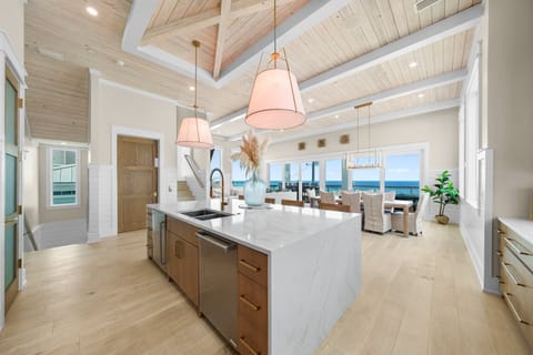 Laguna Sunset | Kitchen Area | Wolf Appliances | Panoramic Gulf Views | 2nd Floor