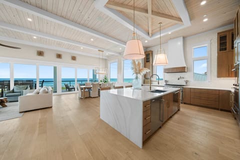 Laguna Sunset | Main Living & Kitchen Area | Panoramic Gulf Views | 2nd Floor