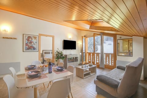 Living and dining room