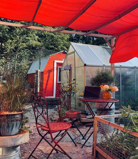 Eating area in the Garden