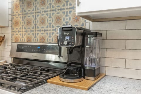 Our coffee maker can make single Keurig coffee cups and also make large pots of coffee. Ground coffee, pods, sugar, creamer, and disposable coffee cups are provided!
