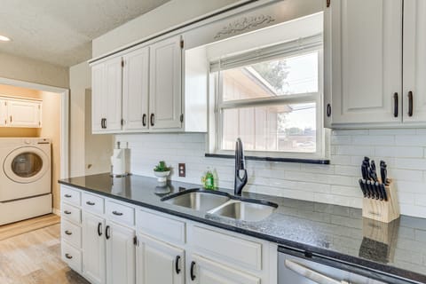 Kitchen | Blender | Dishware & Flatware | Cooking Basics