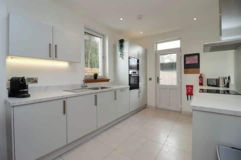 Ec775e50 2dac 4fff 86c4 abc273aa5d91