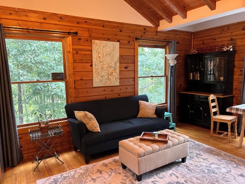 upstairs living room 