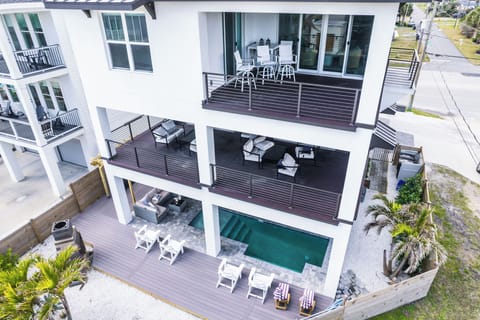 2601 S. Atlantic Avenue - East-facing exterior located on Hill Street. 2 ocean view, and oversized balconies!