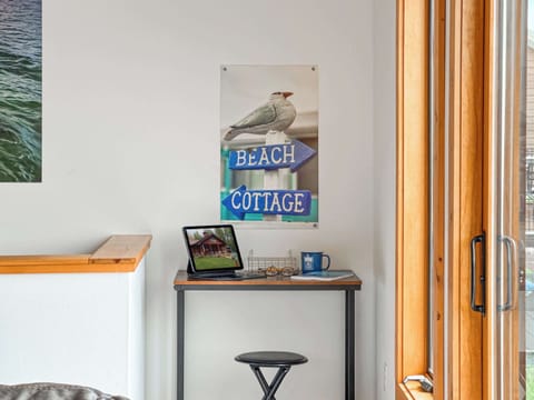 There’s a little office nook for catching up on emails or, better yet, booking activities!