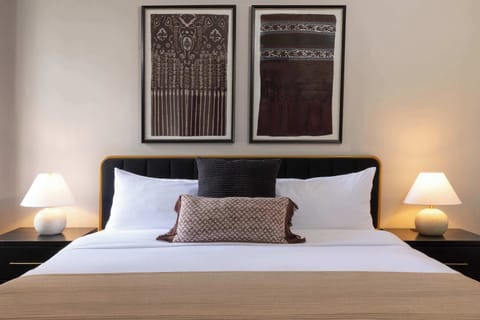 Bedroom 2 | King Bed + Ensuite Bathroom | Single Level