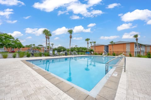 Communal pool area