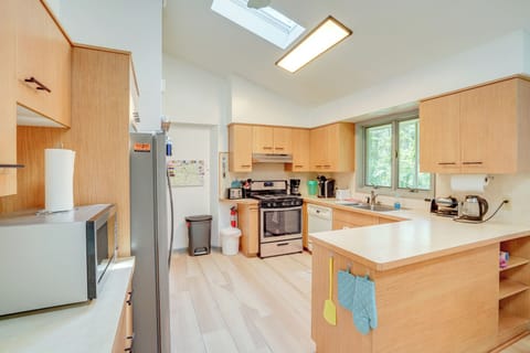 Kitchen | Main Level | Cooking Basics | Coffee Makers