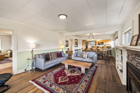 Spacious and cozy living room with open concept to kitchen