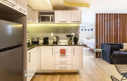 El mobiliario, la decoración y los servicios pueden variar ligeramente.