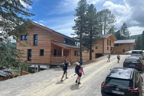 Immediate Surroundings [summer] (<1 km)